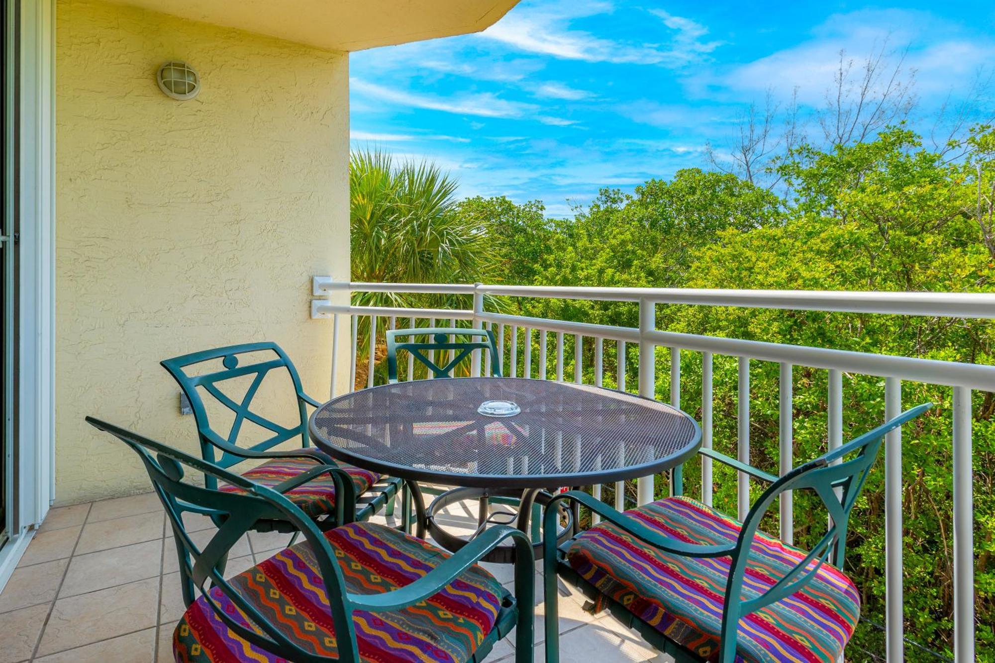 Sunrise Suites Saint Lucia Suite #201 Ки-Уэст Номер фото